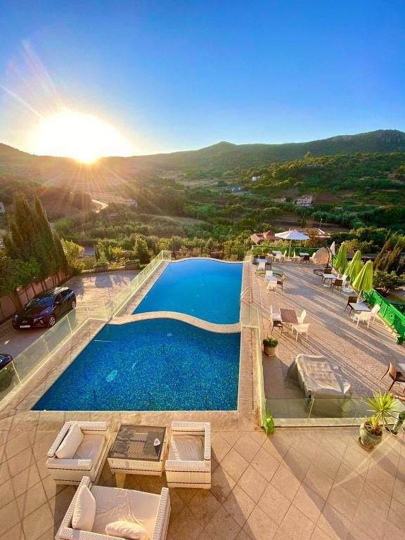 dar zayane stay in atlas mountains morocco